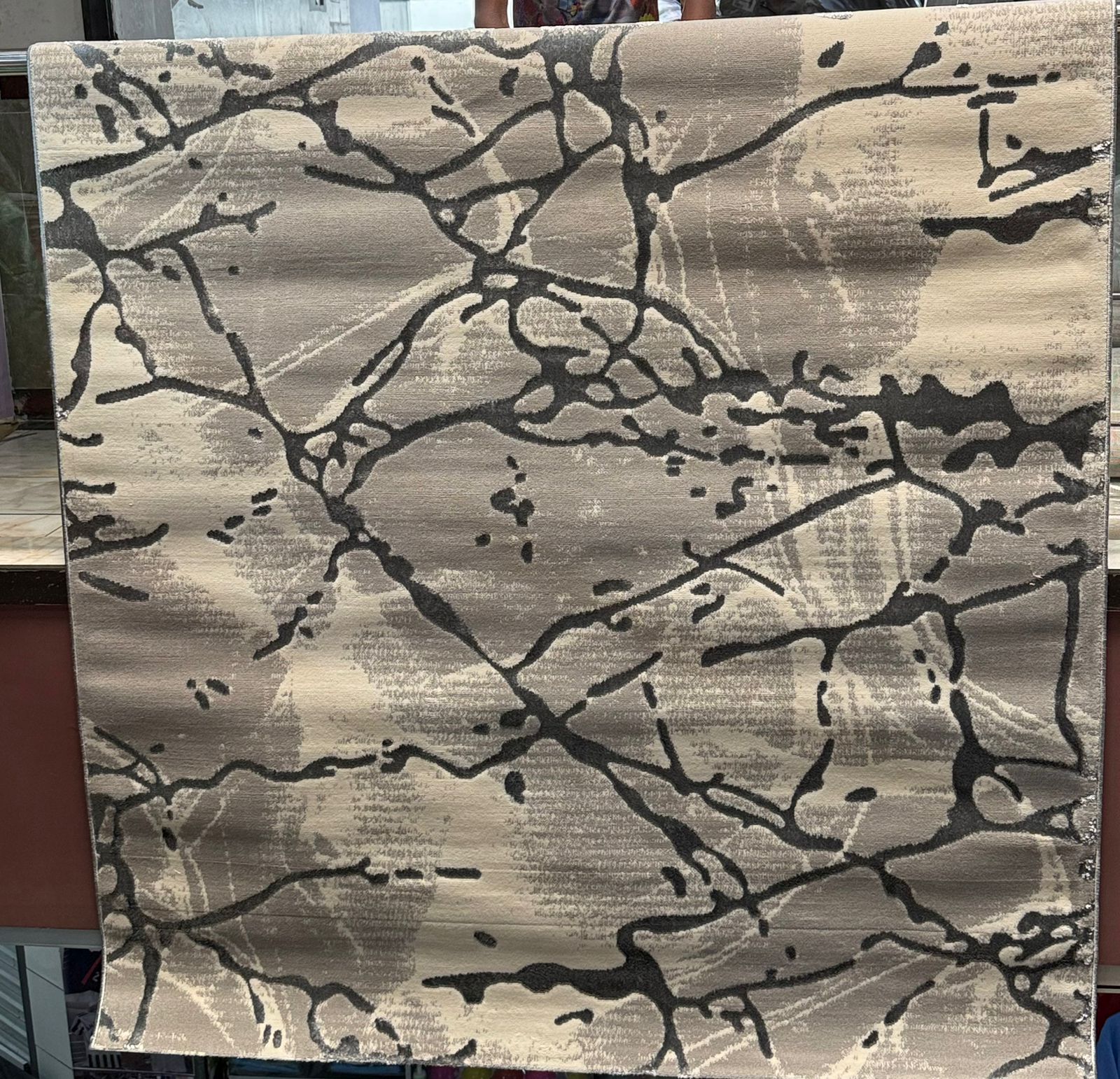 IKON CARPET 7 by 10 DESIGN 8