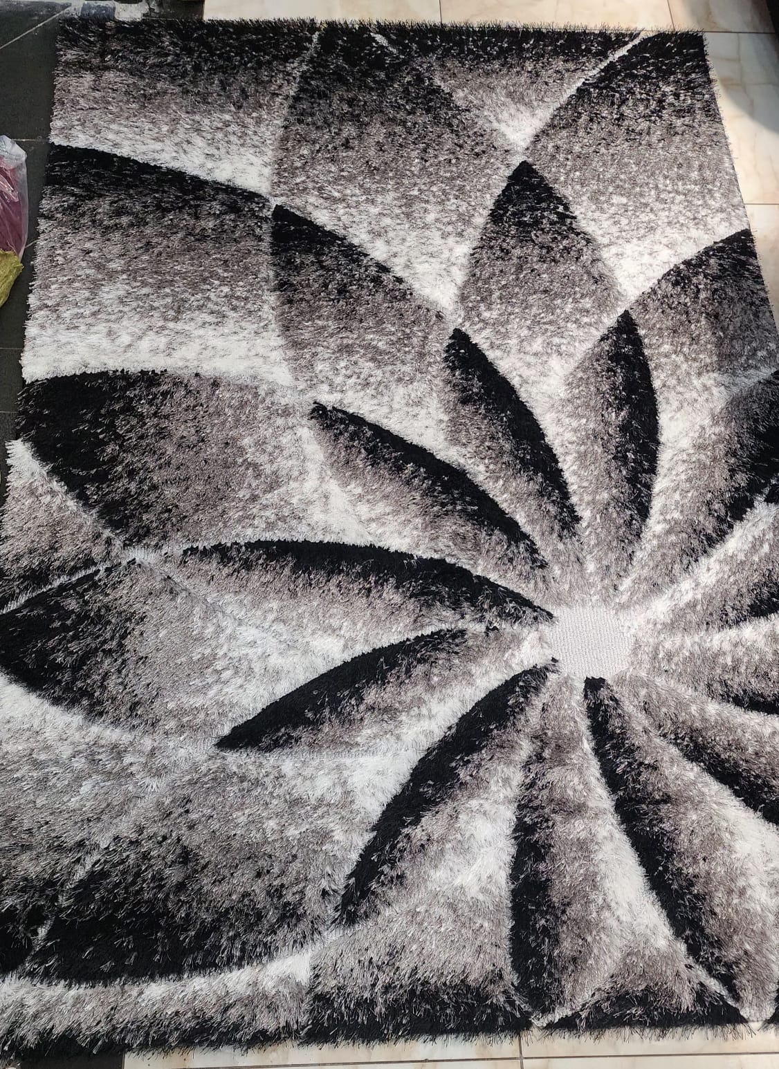 SHAGGY CARPETS 6 BY 9 DESIGN 3