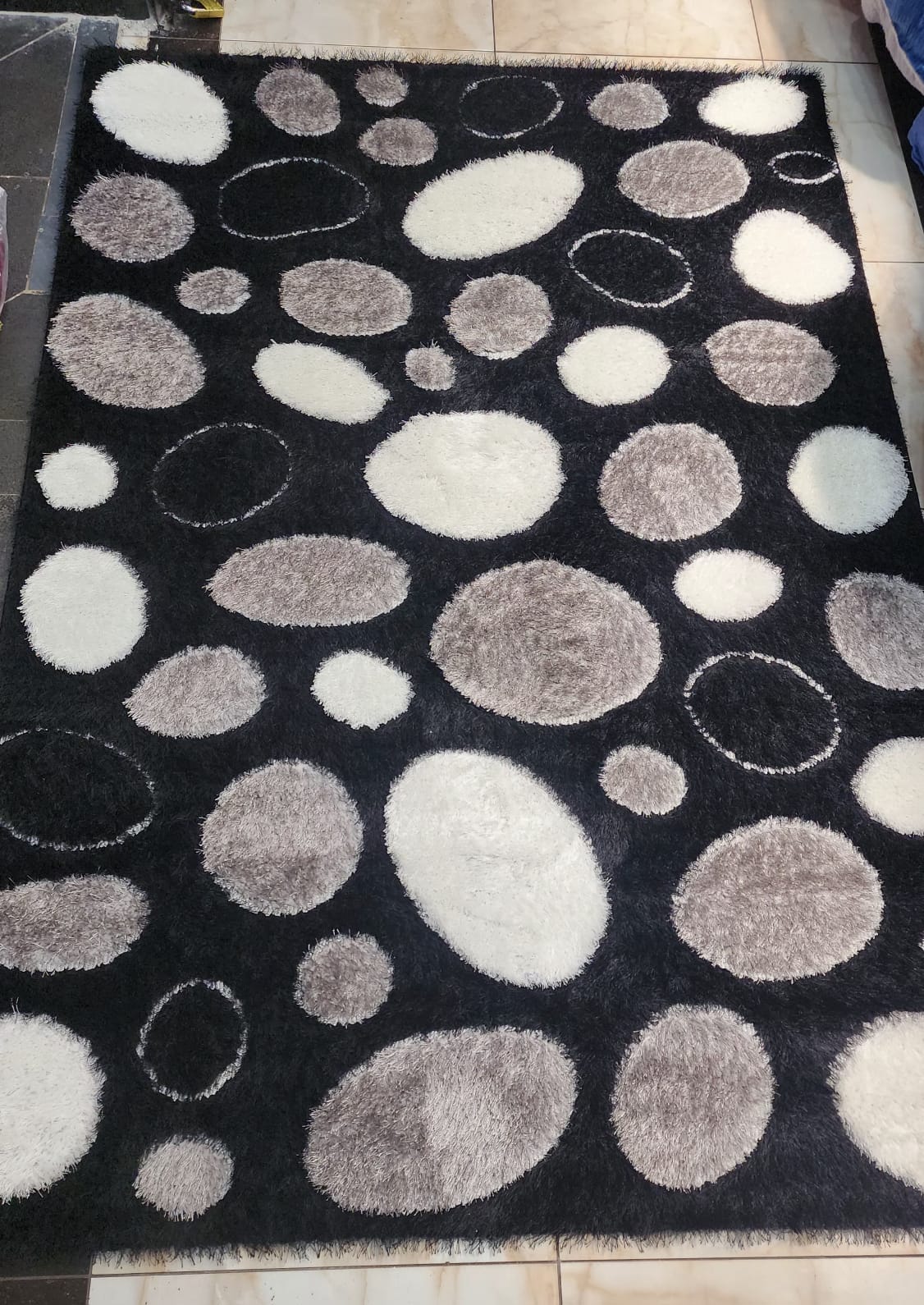 SHAGGY CARPETS 7 BY 10 DESIGN 2