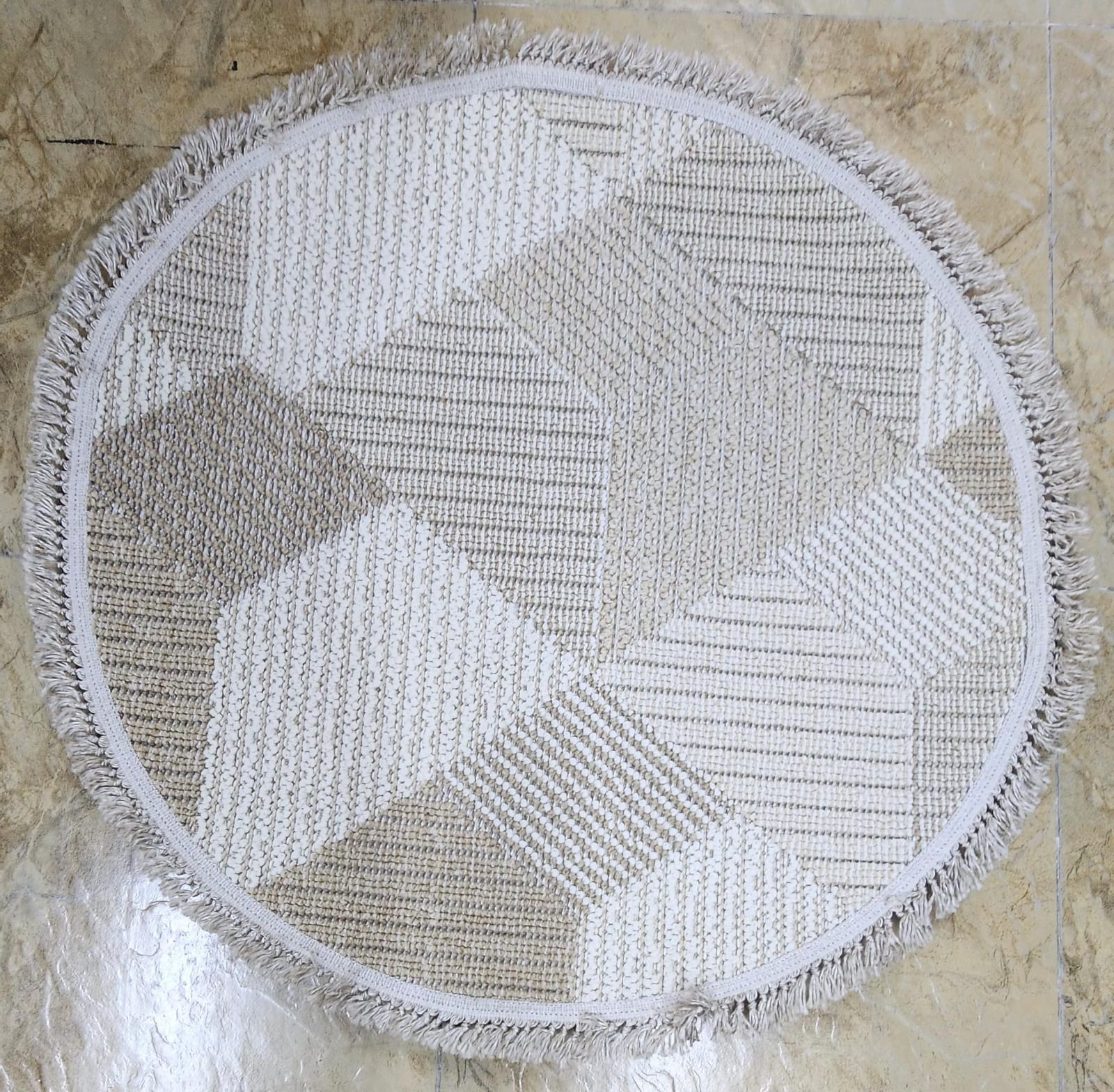 CIRCUAR JUTE CARPET 100 BY 100